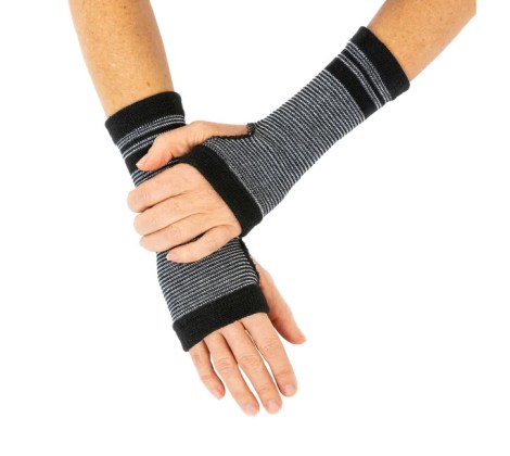 Pienoiskuva Funq Wear Warm and Comfy - Kevyet Ranteen l�mmittimet, M/L, Musta/valkoinen