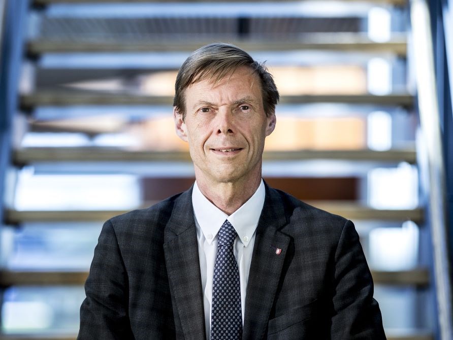 Tutkija Robert Brummer.